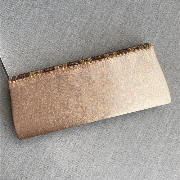 Beaded Clutch - Picture 3 of 4